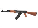 Pusca Kalashnikov AK47 recul